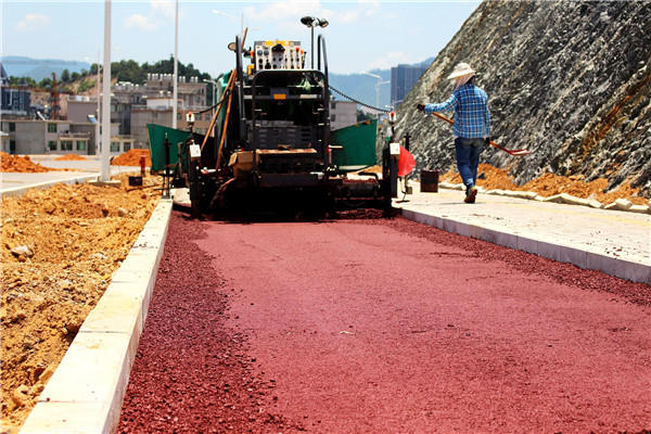 瀝青工程 、道路施工