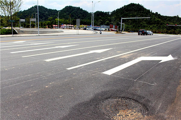 瀝青工程 、道路施工